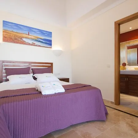 Casa George * Πλάγια Μπλάνκα